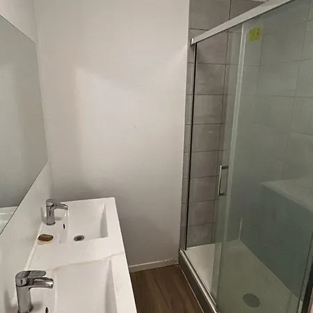 Private - Shared - Cenon- Jjc1-2