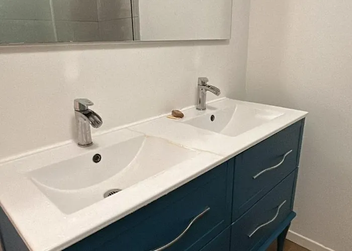 Private - Shared - Cenon- Jjc1-2 *